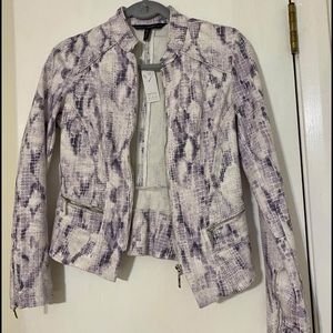 white house black market